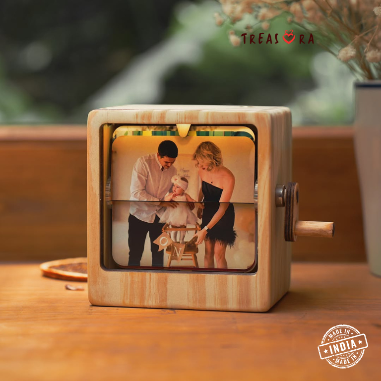 TREASURA™- FLIPBOOK BOX