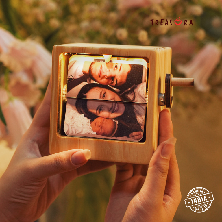 TREASURA™- FLIPBOOK BOX