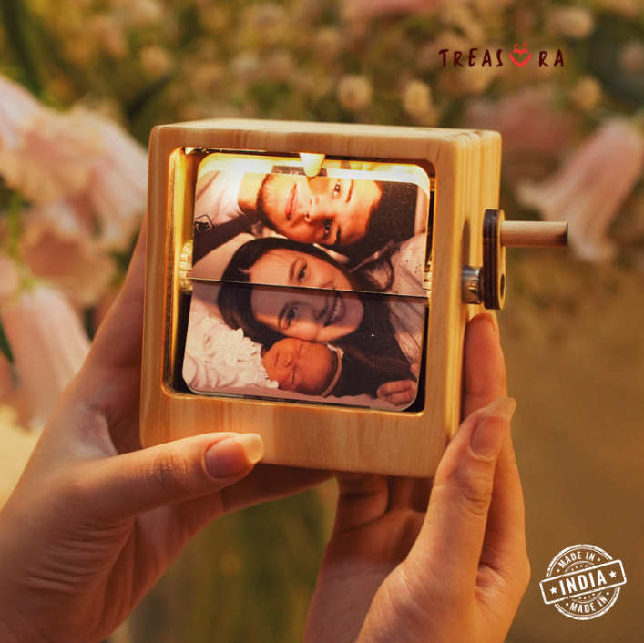 TREASURA™- FLIPBOOK BOX