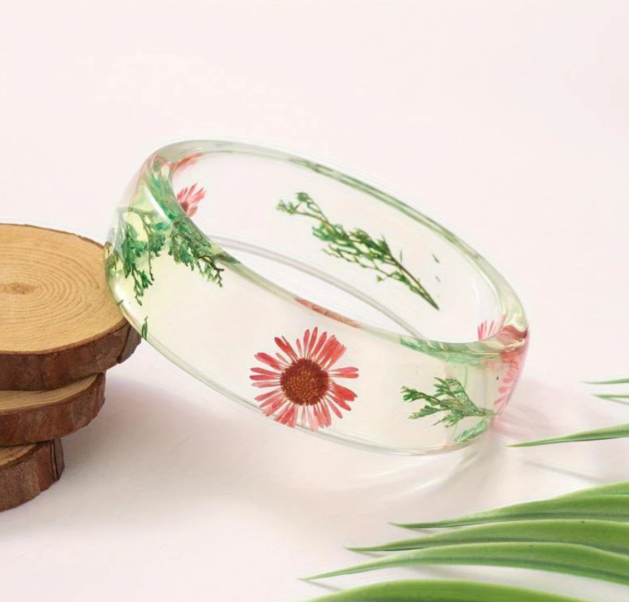 Boho Resin Bangle with Dried Flowers