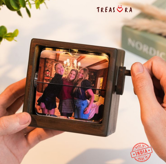 TREASURA™- FLIPBOOK BOX