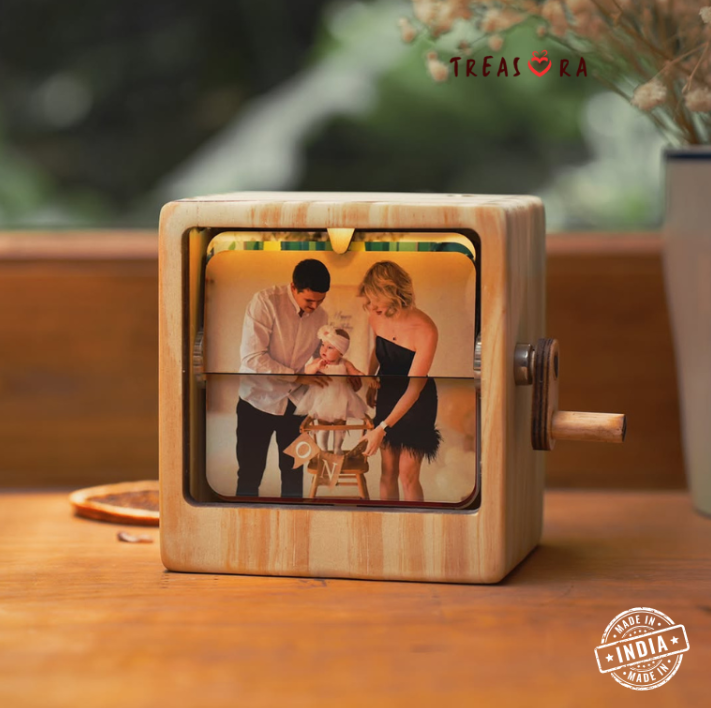 TREASURA™- FLIPBOOK BOX