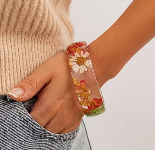 Boho Resin Bangle with Dried Flowers